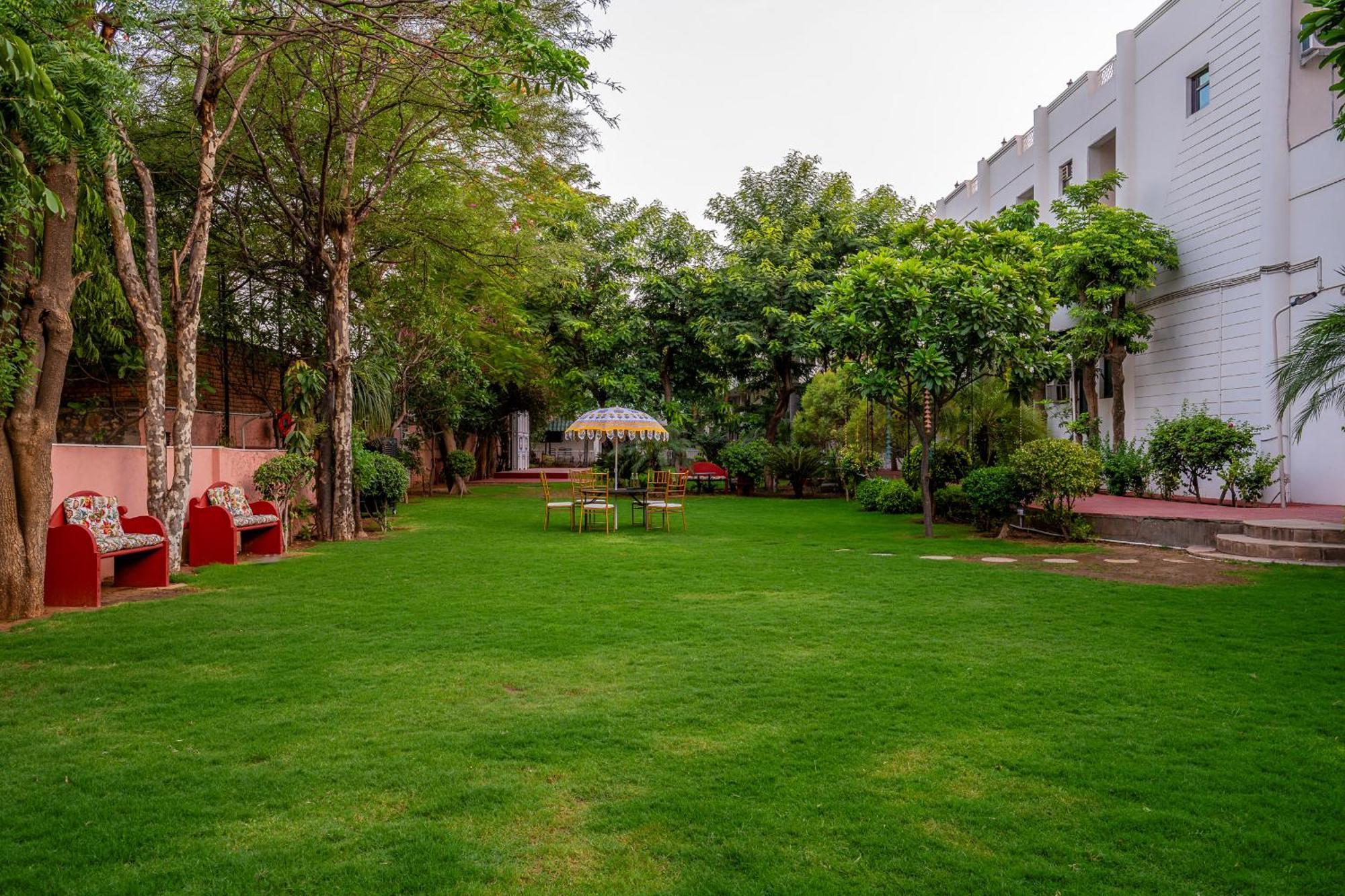 Nine Palms Resort Džajpur Exteriér fotografie